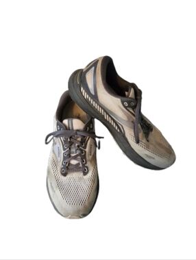 Brooks Shoes Men's Size 11.5 Grey Running Shoes Athletic Adrenaline GTS 23